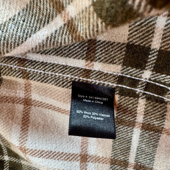 Jenni Kayne Women’s Wool Blend Cream Brown and Green Plaid Button Down Shirt - Picture 4 of 4